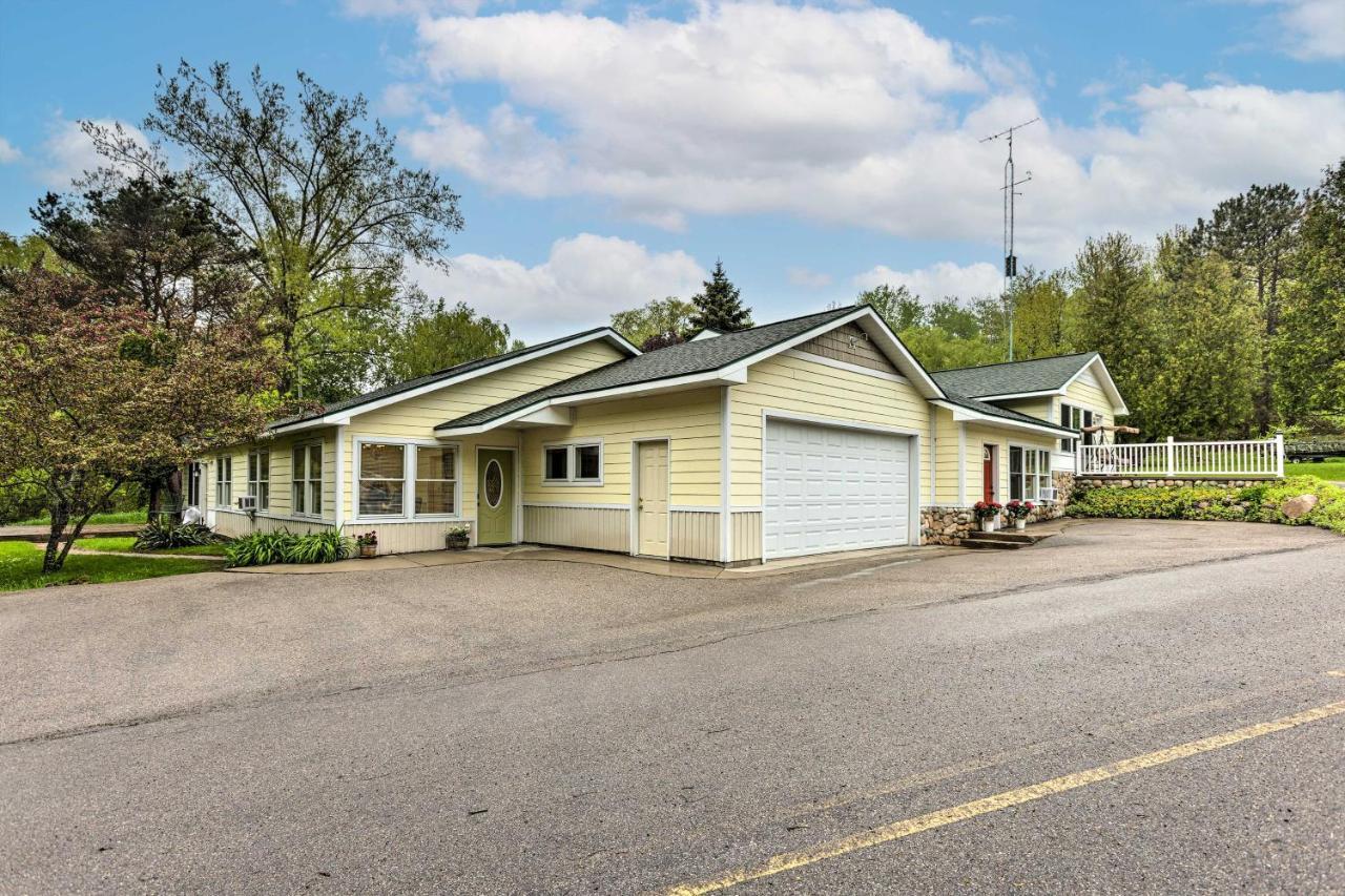 Charming Retreat Near Downtown Frankfort And Beaches Exteriér fotografie