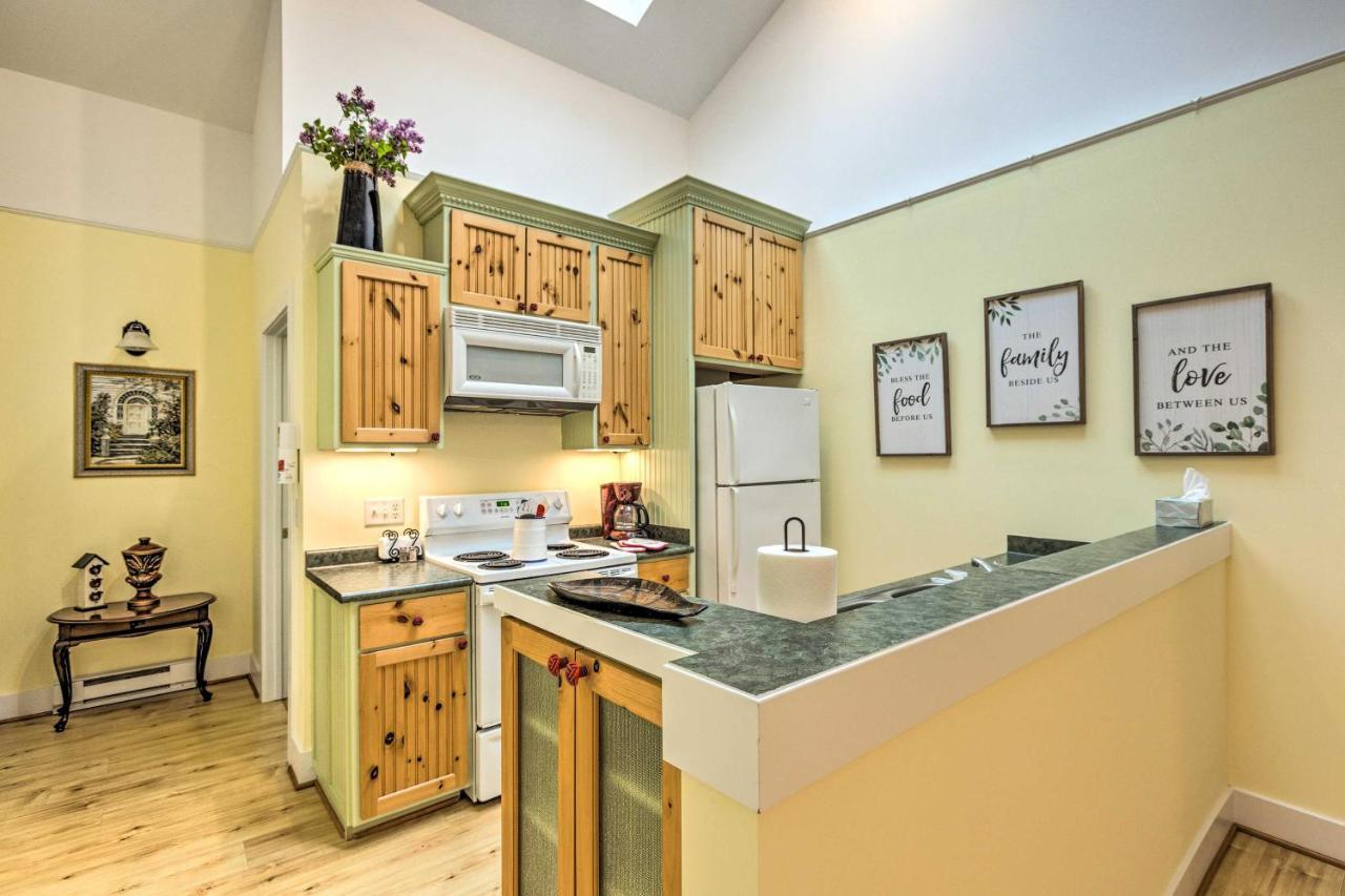 Charming Retreat Near Downtown Frankfort And Beaches Exteriér fotografie