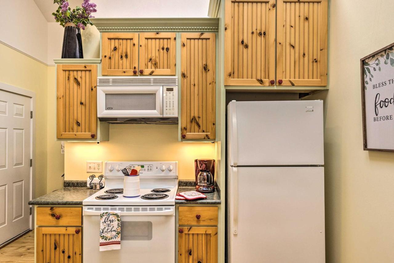 Charming Retreat Near Downtown Frankfort And Beaches Exteriér fotografie