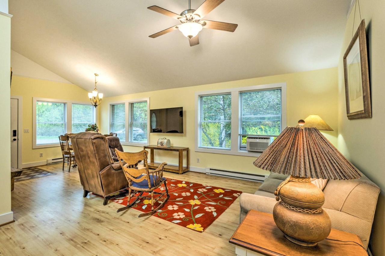 Charming Retreat Near Downtown Frankfort And Beaches Exteriér fotografie